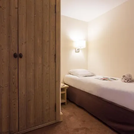Apartment Les Chalets Du Forum 5p 10 *